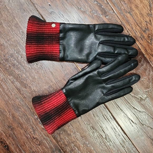 ATHLETA POLARTEC POWER STRETCH BLACK FAUX LEATHER GLOVES XS/S - Picture 8 of 8